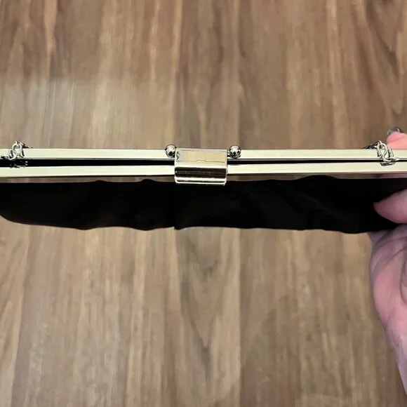 Jessica McClintock Y2K Black Clutch Shoulder Bag Evening Silver Drop Chain Strap - Picture 3 of 10